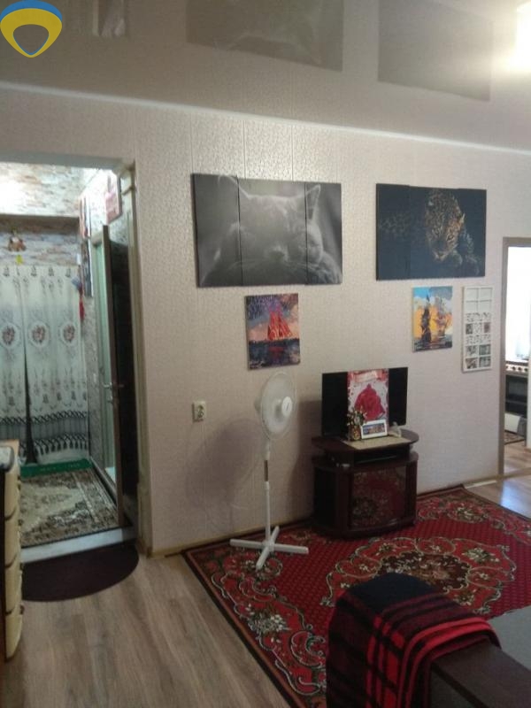 продажа трехкомнатной квартиры номер A-173634 в Приморском районе, фото номер 12